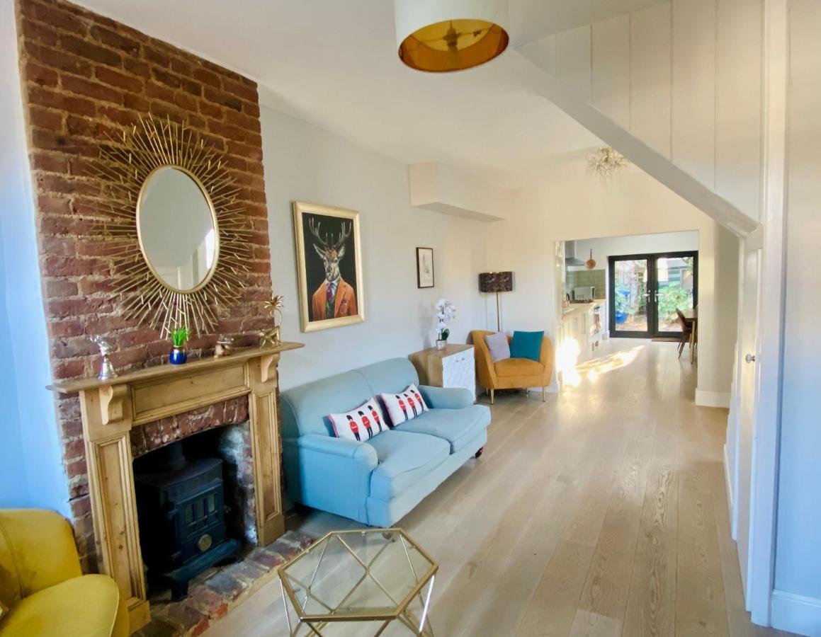 Delightful 2 Bedroom House Central Windsor Exteriér fotografie